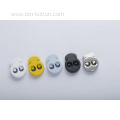 Spring adjustable metal buttons